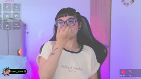 Snapshot of amy_lit chatting on July 22, 2026, 8:00 pm Hello I am Allison Welcome to my room and let is have a good time together whith me online show from July 22, 2026, 8:00 pm