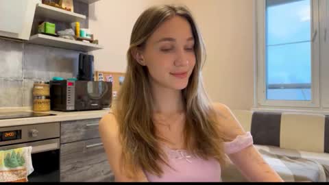 amy_meoww online show from January 13, 2026, 12:43 pm