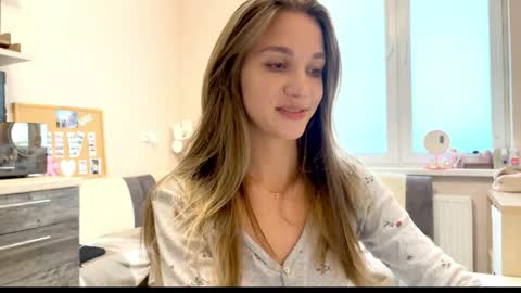 Snapshot of amy_meoww chatting on April 2, 2026, 3:42 pm amy_meoww online show from April 2, 2026, 3:42 pm