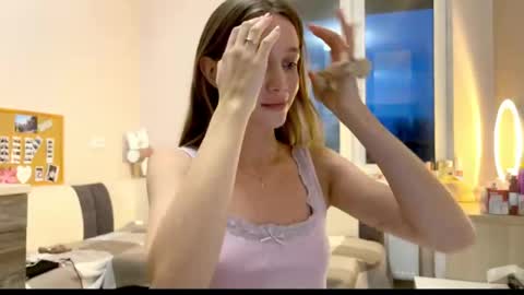 Snapshot of amy_meoww chatting on April 12, 2026, 5:40 pm amy_meoww online show from April 12, 2026, 5:40 pm