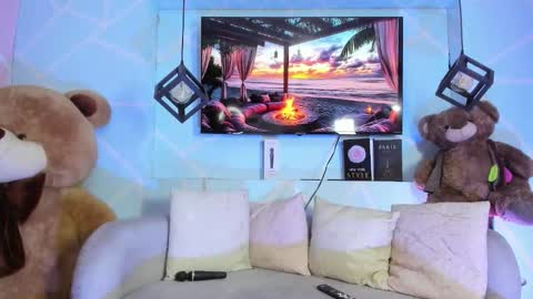 Snapshot of amy_noa chatting on March 3, 2026, 12:39 am Emy Noa online show from March 3, 2026, 12:39 am