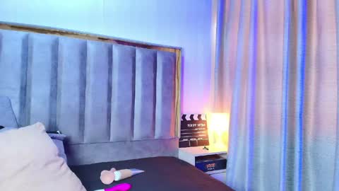 Snapshot of amy_swann chatting on May 11, 2026, 4:04 pm Amy online show from May 11, 2026, 4:04 pm
