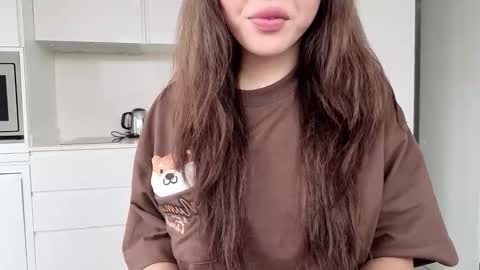 Snapshot of amyalwayshere chatting on March 1, 2026, 8:27 am girl next door named Amy online show from March 1, 2026, 8:27 am