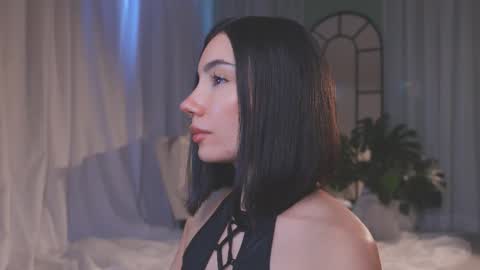 Amy Armstrong online show from February 25, 2026, 10:19 pm