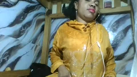 Amyatche online show from June 25, 2026, 5:28 pm