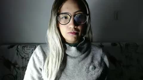 amycosplay99 online show from December 31, 2024, 4:27 am