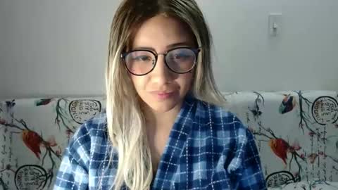 amycosplay99 online show from January 17, 2025, 2:08 am