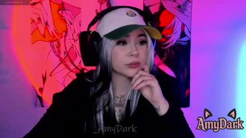 Snapshot of amydark chatting on April 19, 2026, 12:33 am Amy online show from April 19, 2026, 12:33 am