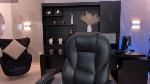 Amy  online show from January 11, 2025, 7:49 pm