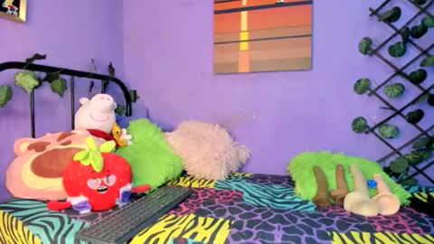 Snapshot of amydelahoz_8 chatting on October 27, 2025, 2:04 am Amy Kamila online show from October 27, 2025, 2:04 am