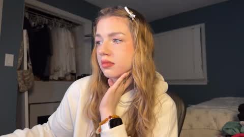 Amy online show from November 12, 2025, 7:09 am