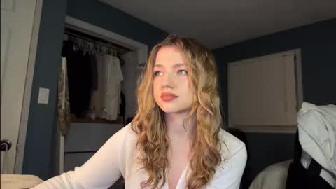 Amy online show from November 18, 2025, 6:40 am