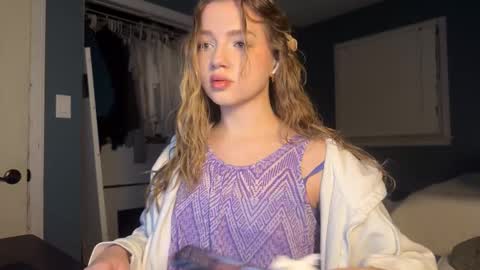 Snapshot of amyjj chatting on January 19, 2026, 4:38 am Amy online show from January 19, 2026, 4:38 am