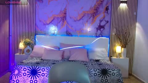 amyjohnsonn online show from May 29, 2026, 4:43 am