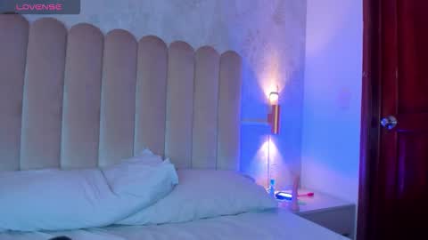 Snapshot of amymorgan_1 chatting on November 7, 2025, 8:42 pm amymorgan_1 online show from November 7, 2025, 8:42 pm