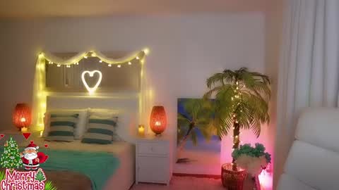  AmyValentine  online show from December 25, 2024, 6:20 am