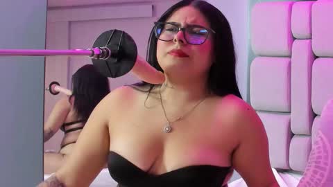 Snapshot of amywhitte_ chatting on November 30, 2025, 7:29 pm amywhitte_ online show from November 30, 2025, 7:29 pm