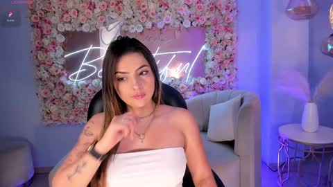 Snapshot of amywoods chatting on January 12, 2025, 10:22 pm online show from January 12, 2025, 10:22 pm