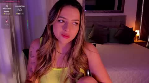    online show from October 25, 2025, 2:02 pm