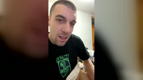 Snapshot of amyyrlikesdeep chatting on March 31, 2026, 9:04 pm amyyrlikesdeep online show from March 31, 2026, 9:04 pm