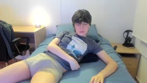 Alex online show from June 26, 2026, 11:31 pm