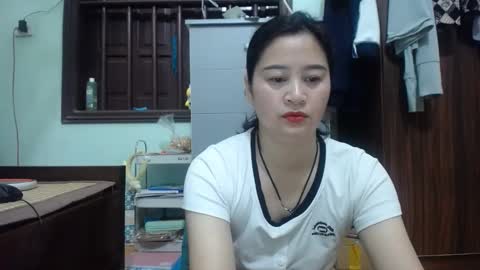 an_naughty online show from November 10, 2025, 8:02 am