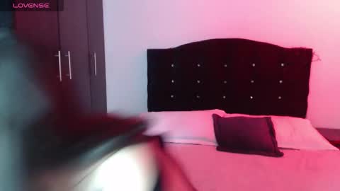 ana_arms_ online show from March 16, 2026, 3:27 pm