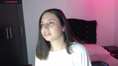 ana_arms_ online show from March 26, 2026, 5:07 pm