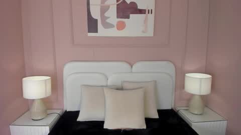 Ana  online show from March 8, 2025, 10:54 am