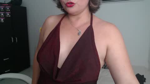 Snapshot of ana_hotmilfx chatting on March 3, 2025, 10:10 pm ANA online show from March 3, 2025, 10:10 pm