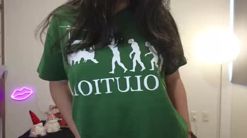 Snapshot of ana_melissa chatting on March 6, 2025, 10:26 pm Ana Melissa online show from March 6, 2025, 10:26 pm