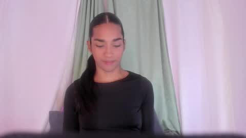 anaacollins_ online show from March 16, 2026, 11:58 am