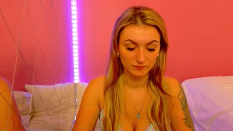 Snapshot of anaayss chatting on November 26, 2025, 5:41 am anaayss online show from November 26, 2025, 5:41 am