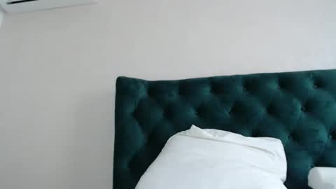 Ana online show from October 2, 2025, 10:00 am