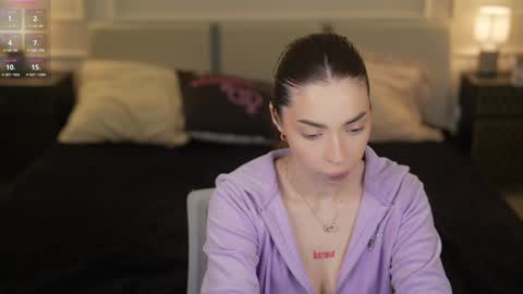 Snapshot of anabel054 chatting on October 19, 2025, 10:05 am Anabel Kira Zlata Kira Elice Lana Dominika Sofy Kaila Bridget online show from October 19, 2025, 10:05 am