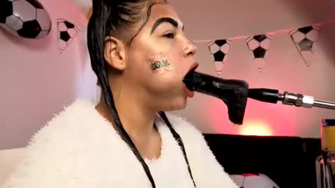 Anabel Alice Gandara online show from July 11, 2026, 4:21 pm