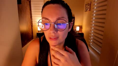 Anabel online show from October 24, 2025, 7:43 pm