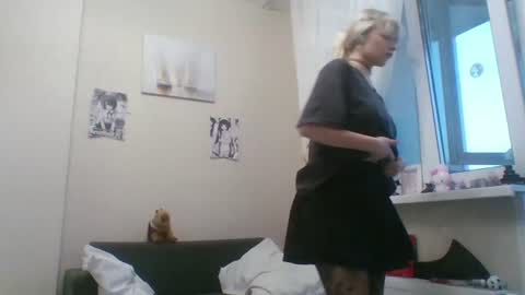 Snapshot of anabelbrando chatting on July 12, 2026, 4:31 pm Malvina online show from July 12, 2026, 4:31 pm