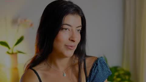 anabelcurvy online show from May 26, 2026, 8:27 pm