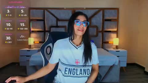 Snapshot of anabell_brown chatting on May 22, 2026, 1:06 pm HI I AM ANABELL online show from May 22, 2026, 1:06 pm