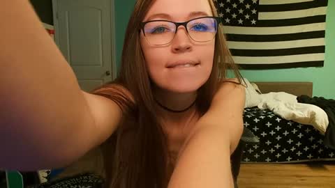 Anabelleleigh online show from January 22, 2025, 4:33 pm