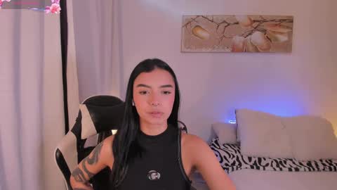 Snapshot of anabelwolf chatting on May 24, 2026, 7:30 pm ANABEL WOLF online show from May 24, 2026, 7:30 pm