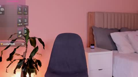 Snapshot of anahenao chatting on February 16, 2025, 12:08 am Ana Henao or Annie... Follow me ahenaocb Insta X online show from February 16, 2025, 12:08 am