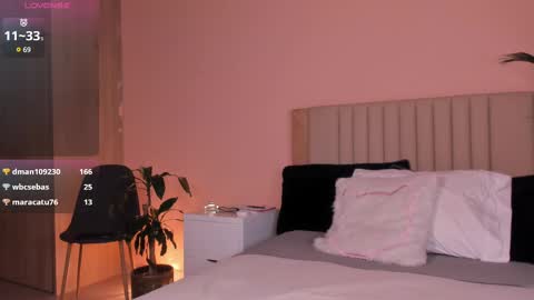 Snapshot of anahenao chatting on February 27, 2025, 2:21 am Ana Henao or Annie... Follow me ahenaocb Insta X online show from February 27, 2025, 2:21 am