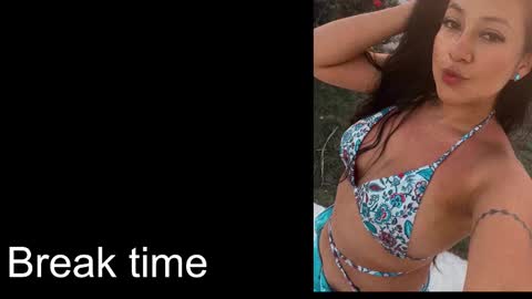 Snapshot of anahiblue04 chatting on February 20, 2025, 3:30 pm Anahi online show from February 20, 2025, 3:30 pm