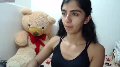 Anahi Browns online show from February 11, 2026, 9:42 pm