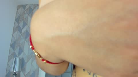   online show from January 11, 2025, 11:34 am