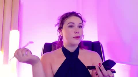 Snapshot of anaise_latif chatting on December 16, 2025, 11:37 am Anaise online show from December 16, 2025, 11:37 am