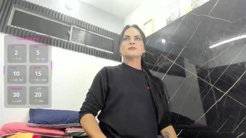 Analia smith online show from January 6, 2026, 3:21 am