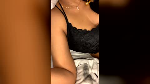 Snapshot of anamika_sun chatting on June 6, 2026, 2:44 pm Anamika Sun online show from June 6, 2026, 2:44 pm
